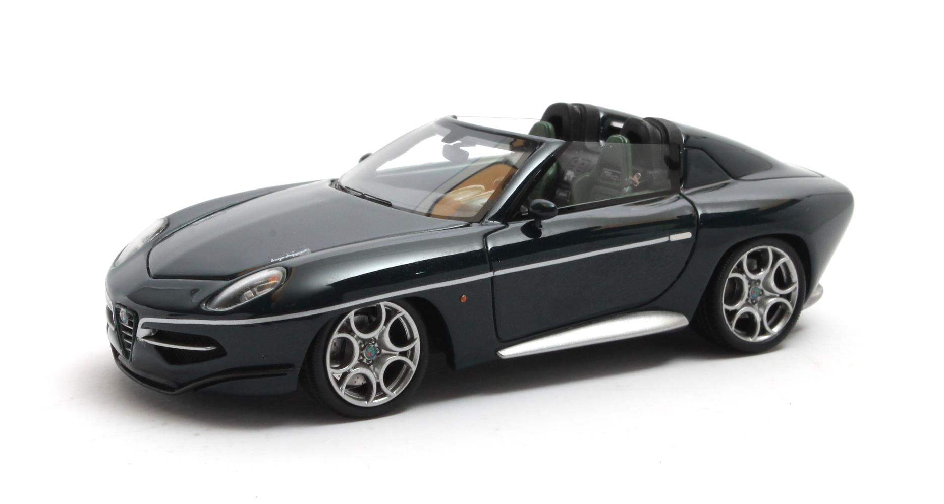 Touring Disco Volante Spyder 2016 Green Metallic - 1:43